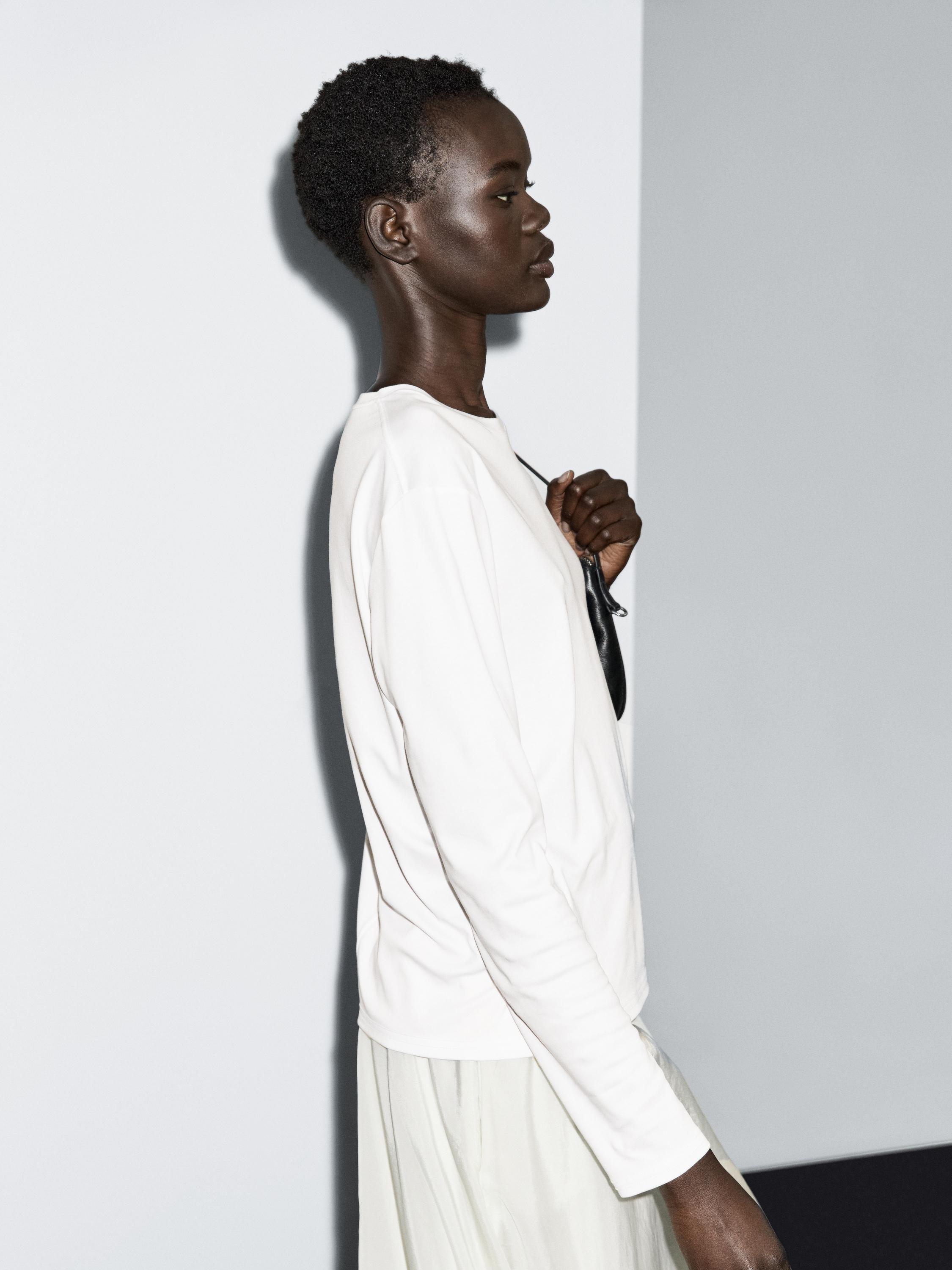 Long sleeve T-shirt with seam detail